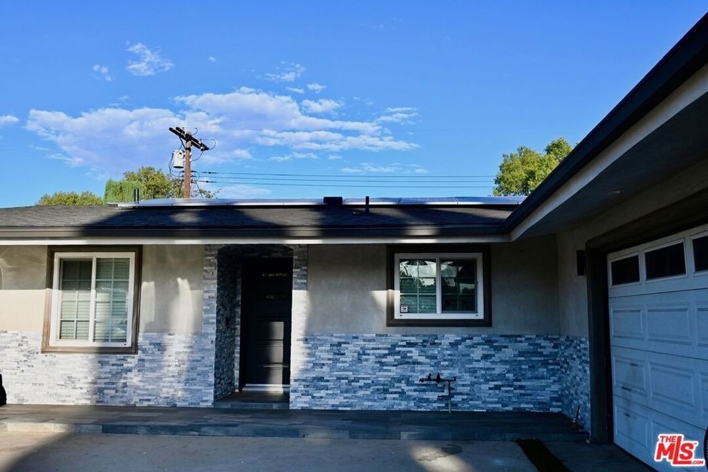 9716 Casaba Avenue - Photo 1