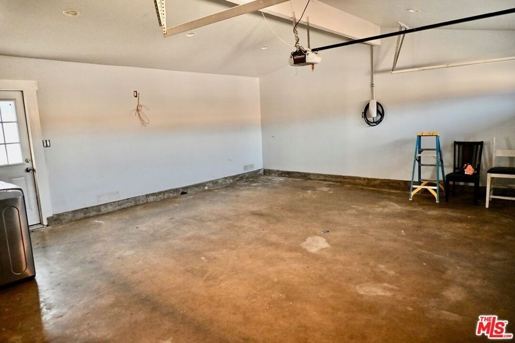 9716 Casaba Avenue - Photo 26