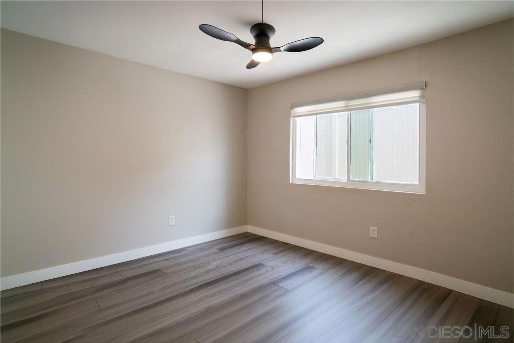5985 Fennell Ave - Photo 9