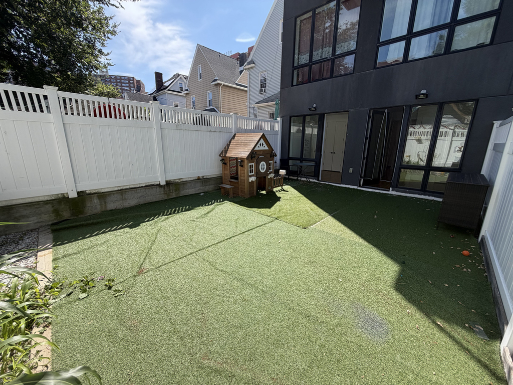 1645 New York Avenue - Photo 5
