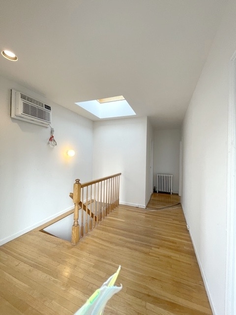 90th and 1st Avenue  - Photo 5