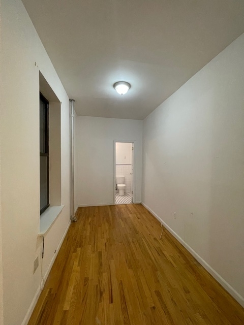 62nd Street between 1st and 2nd Ave  - Photo 6