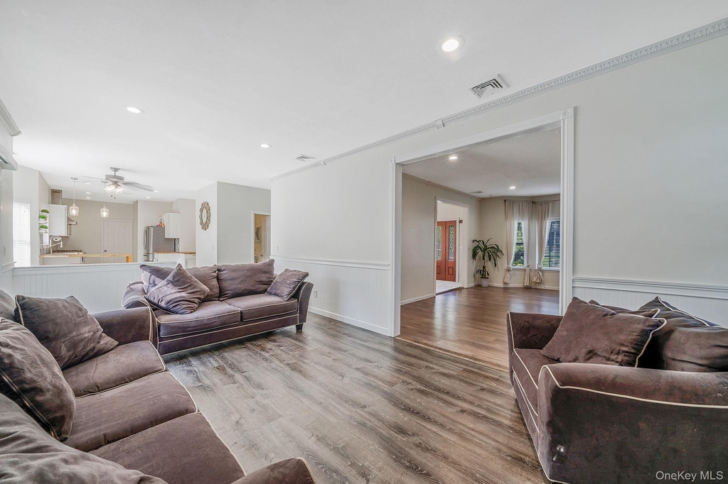 3 Embassy Road - Photo 6