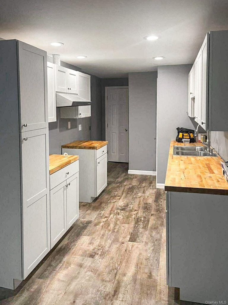 3 Embassy Road - Photo 34