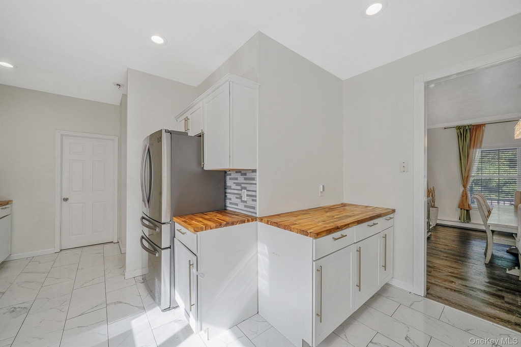 3 Embassy Road - Photo 11