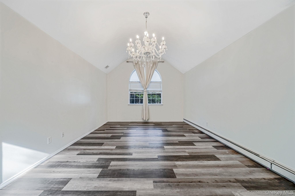 3 Embassy Road - Photo 18