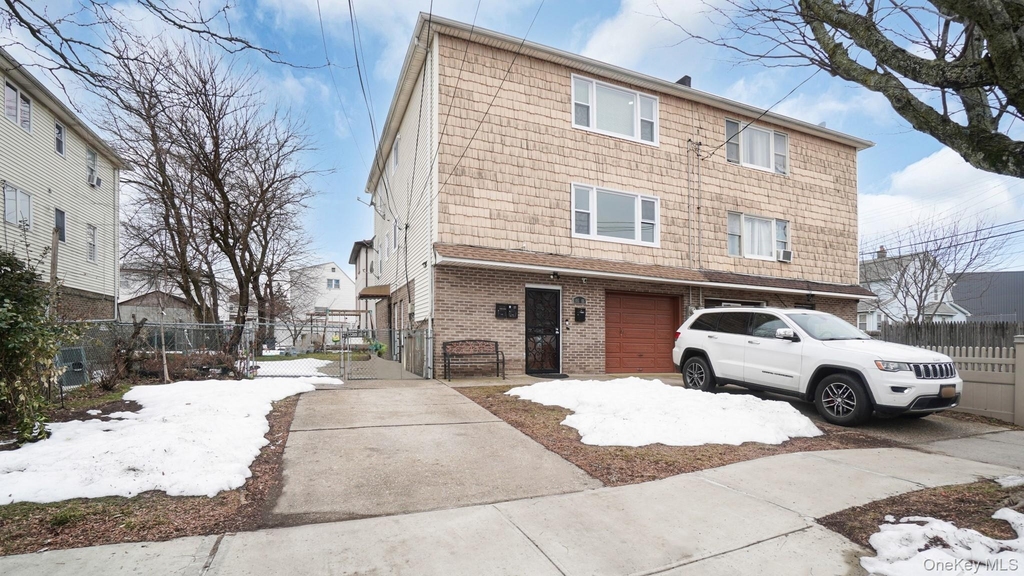 14606 228th Street - Photo 0