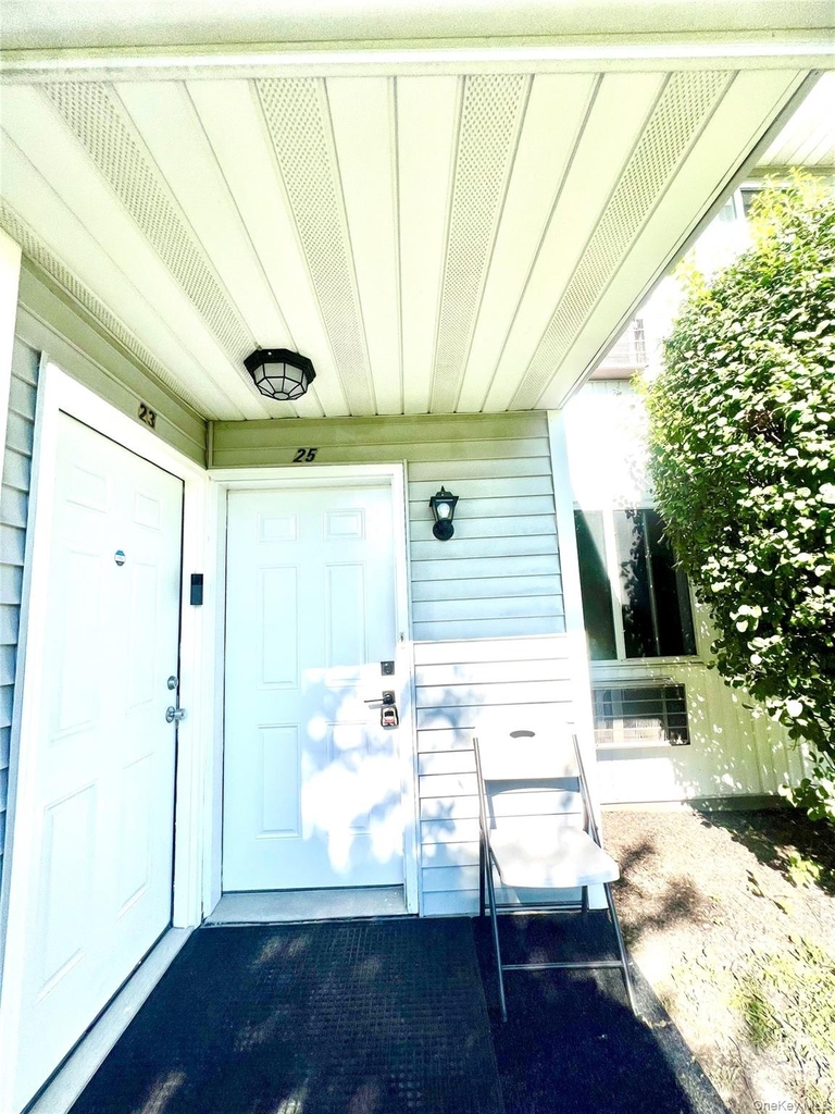 25 Ruth Court - Photo 14
