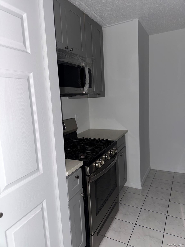 1116 Warburton Avenue - Photo 23