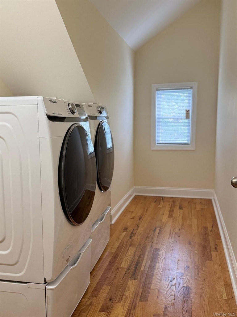 16 Park Avenue - Photo 1