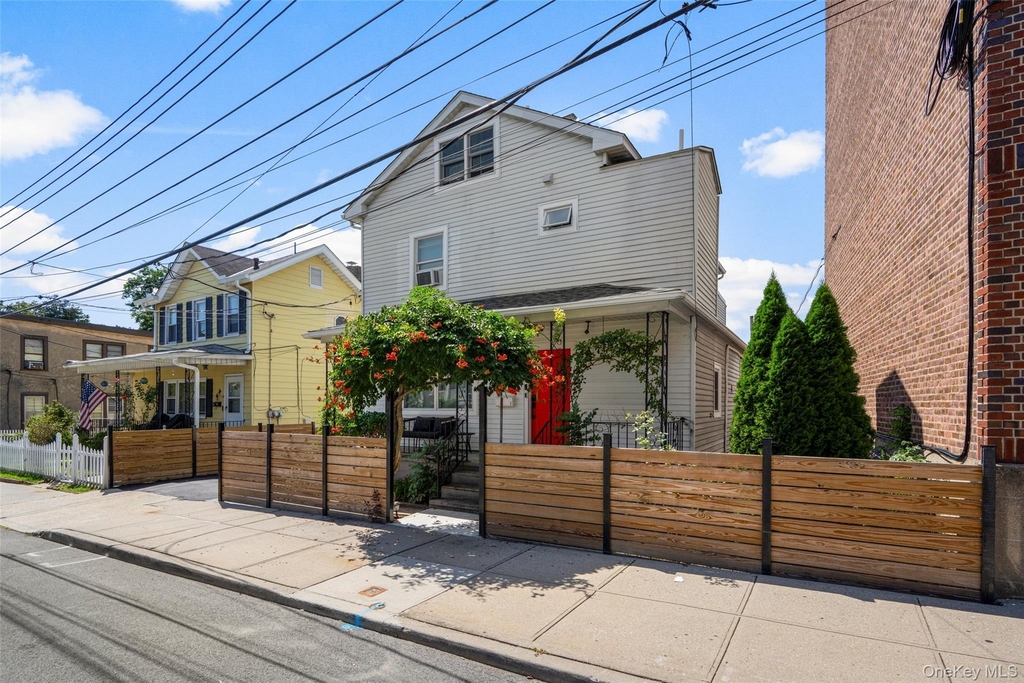63 Storm Street - Photo 3