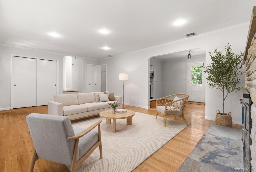 269 Woodlands Ave - Photo 5