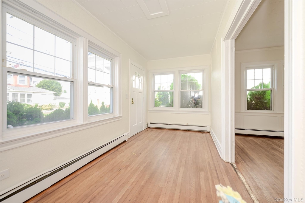 18 Watkins Street - Photo 2