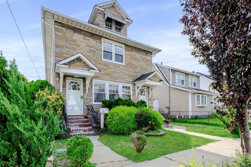18 Watkins Street - Photo 0