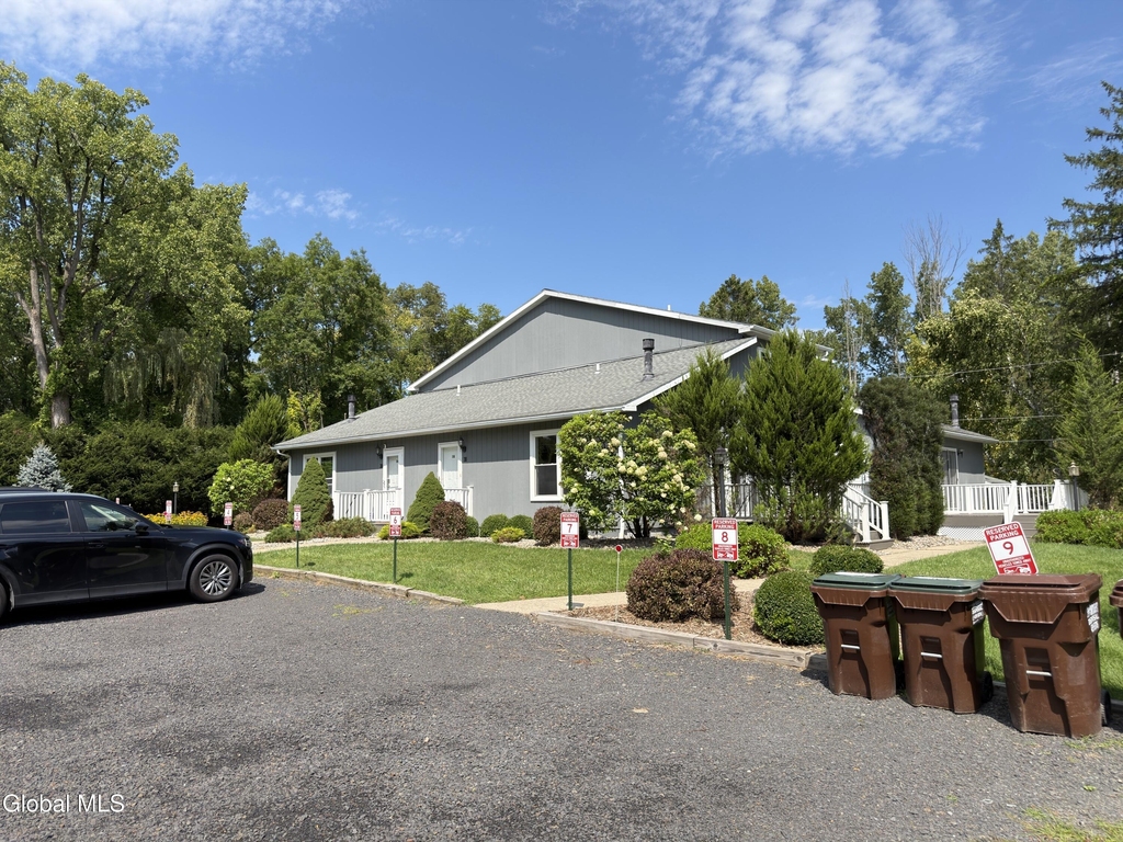 3 Salem Court - Photo 1