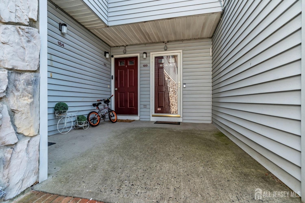 189 Bexley Lane - Photo 3
