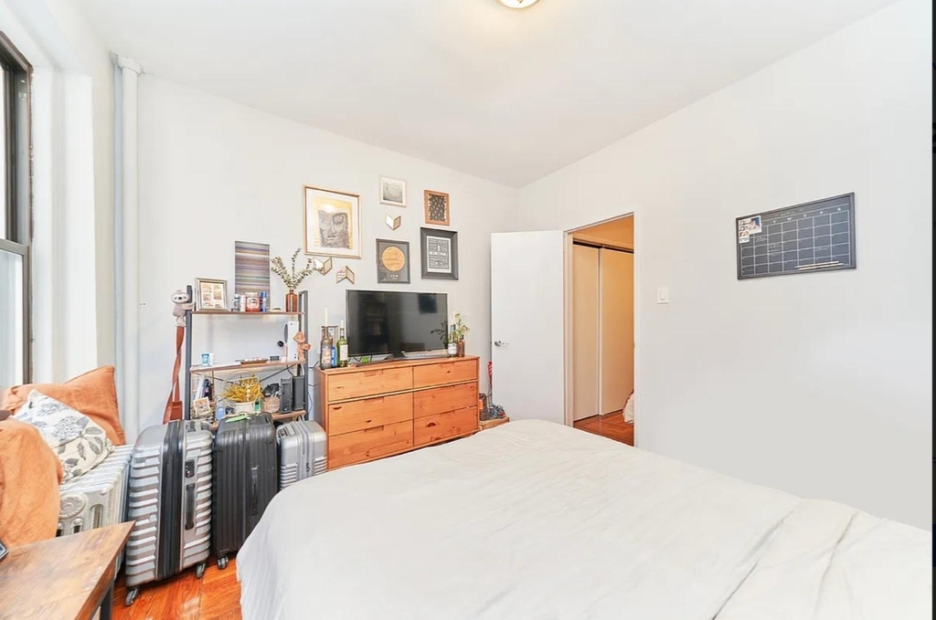 796 9th Avenue - Photo 1