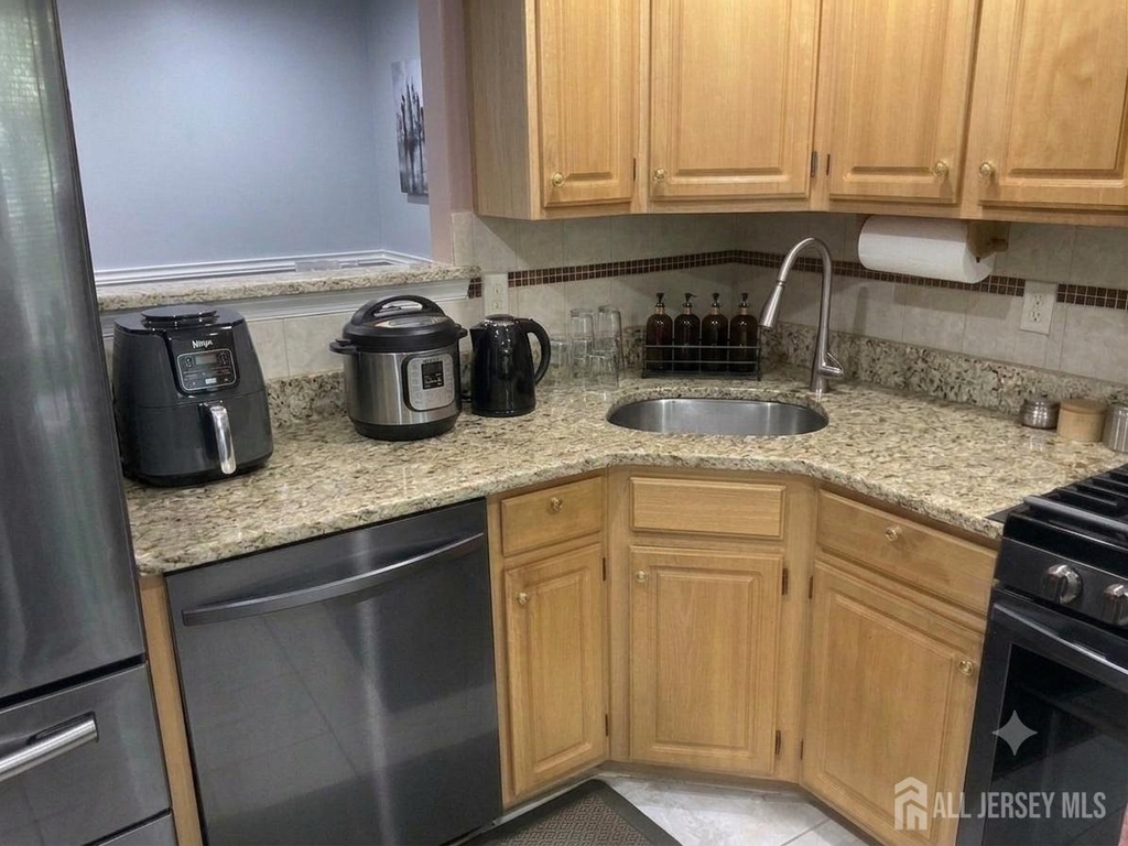 22 Jill Court - Photo 6