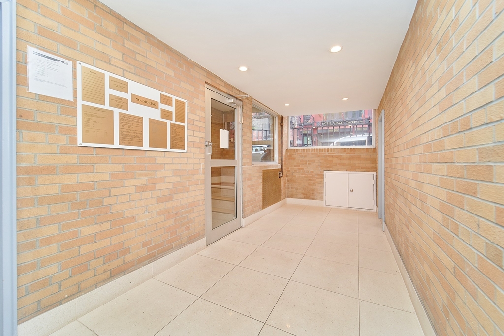 353 W 44th Street - Photo 5