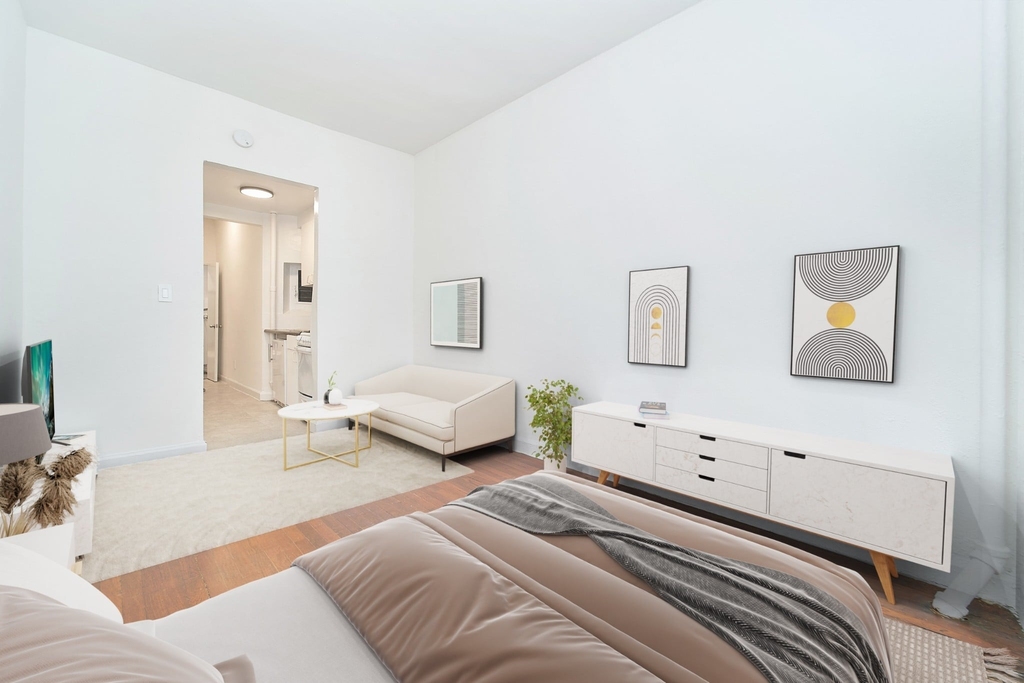 353 W 44th Street - Photo 1