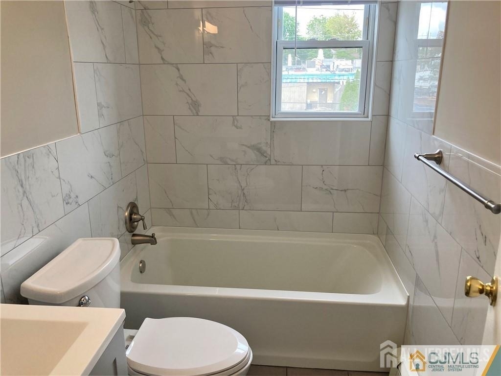 250 Penn Avenue - Photo 6