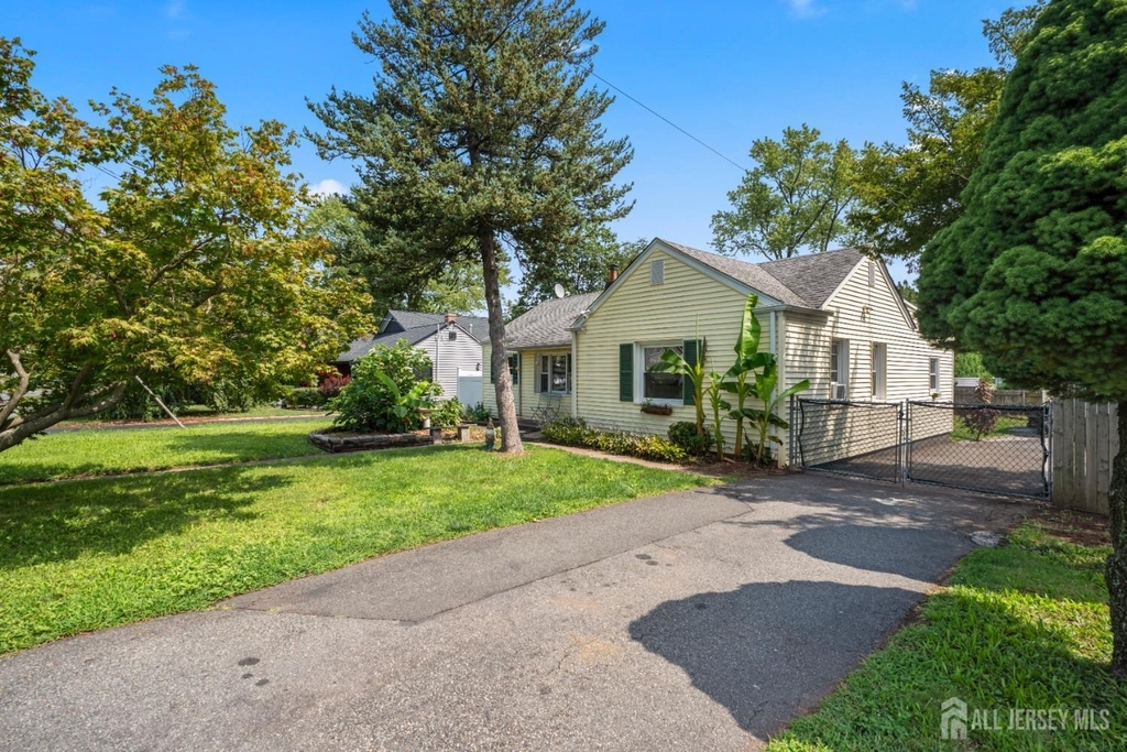 30 Runyon Avenue - Photo 30