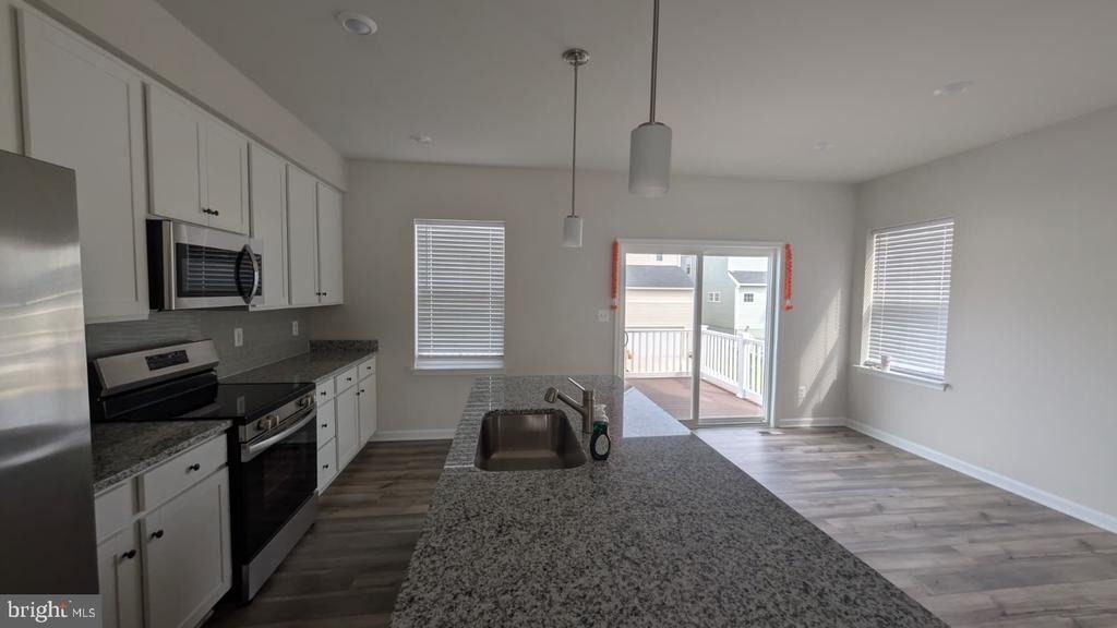 1322 Cedar Valley - Photo 3