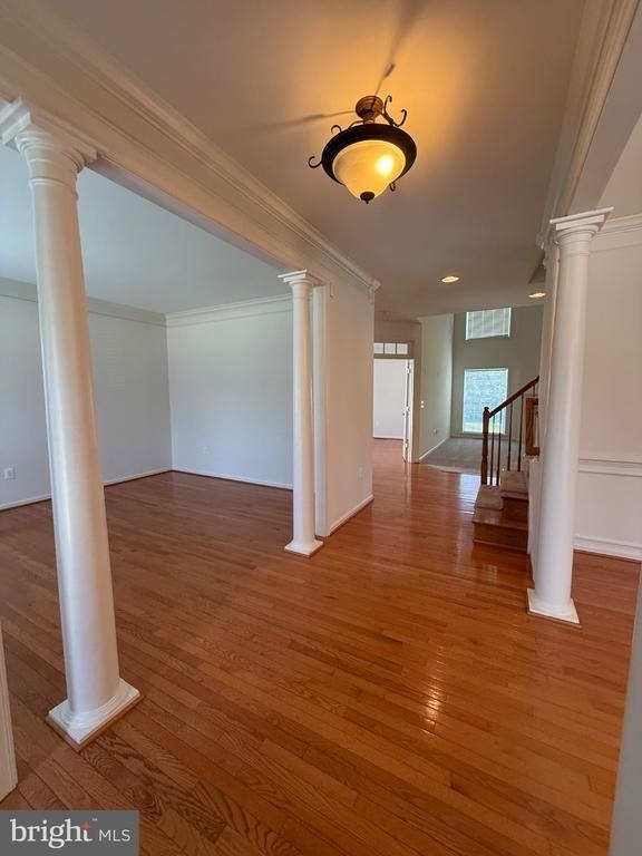 64 Riggs Road - Photo 4