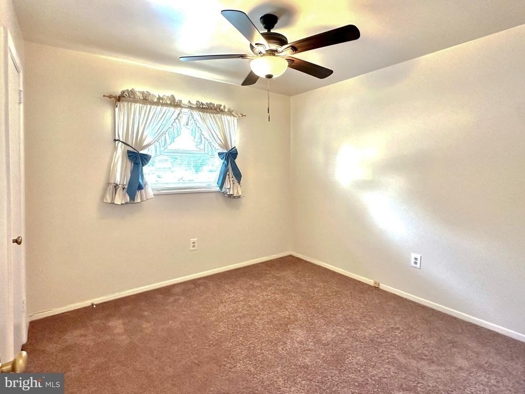 1406 Hylton Avenue - Photo 12