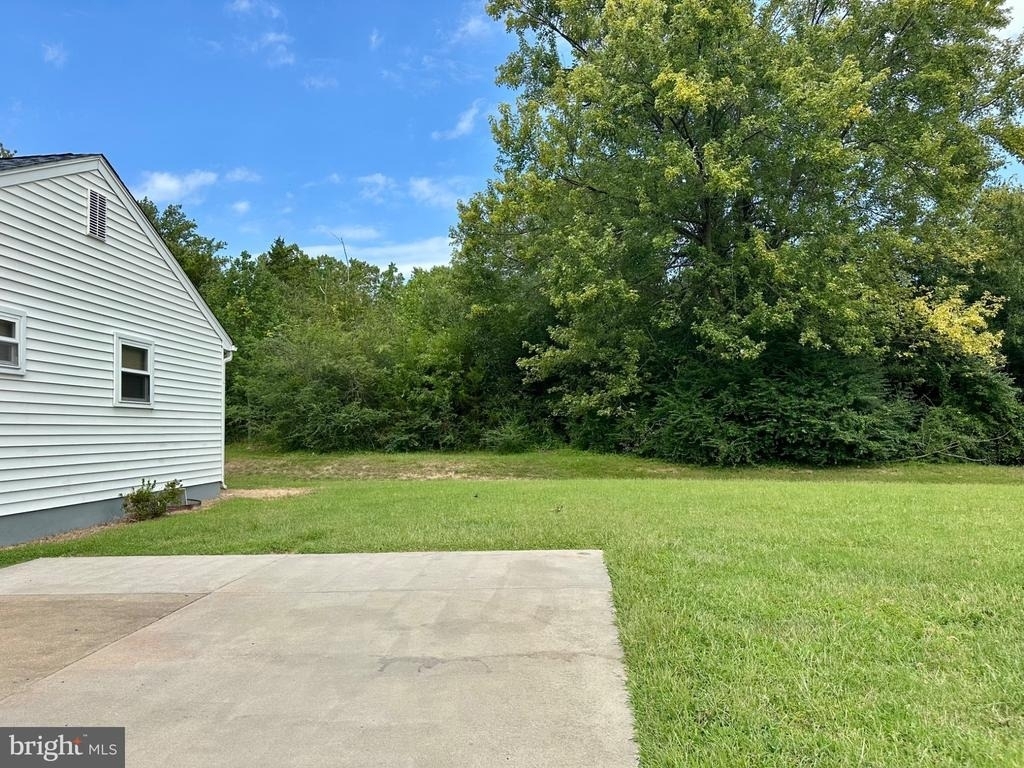 1406 Hylton Avenue - Photo 19