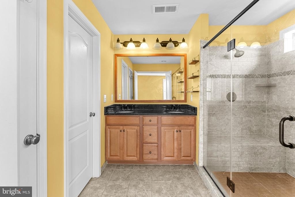 43117 Shore Square - Photo 10