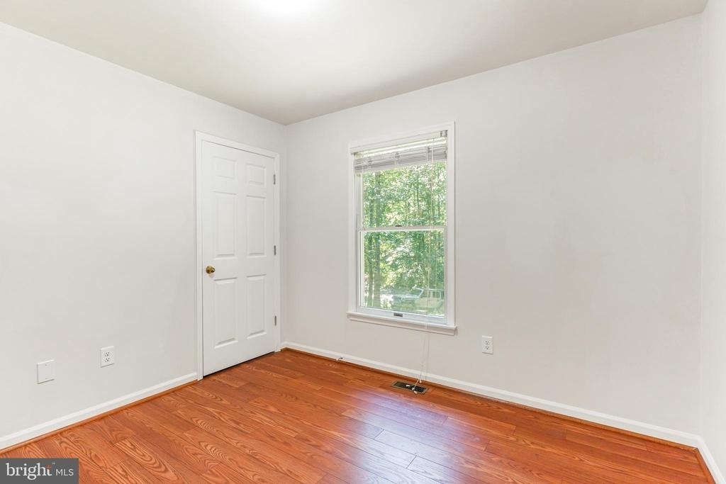 10521 Roosevelt Drive - Photo 18