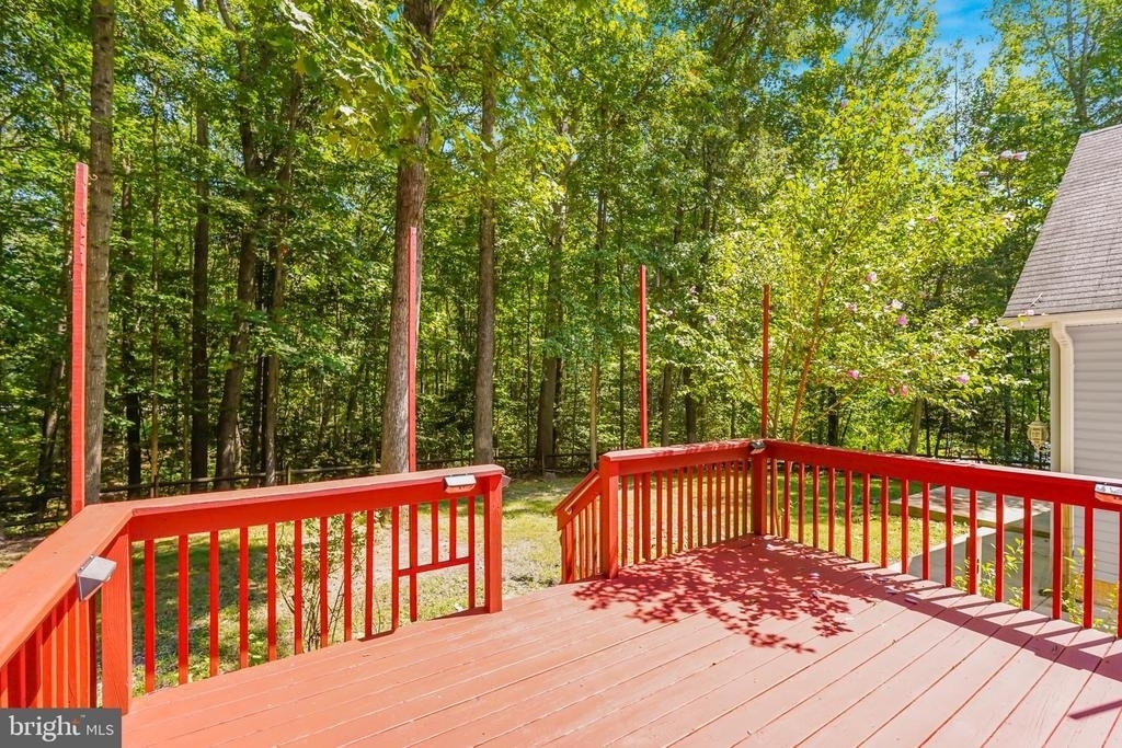10521 Roosevelt Drive - Photo 5
