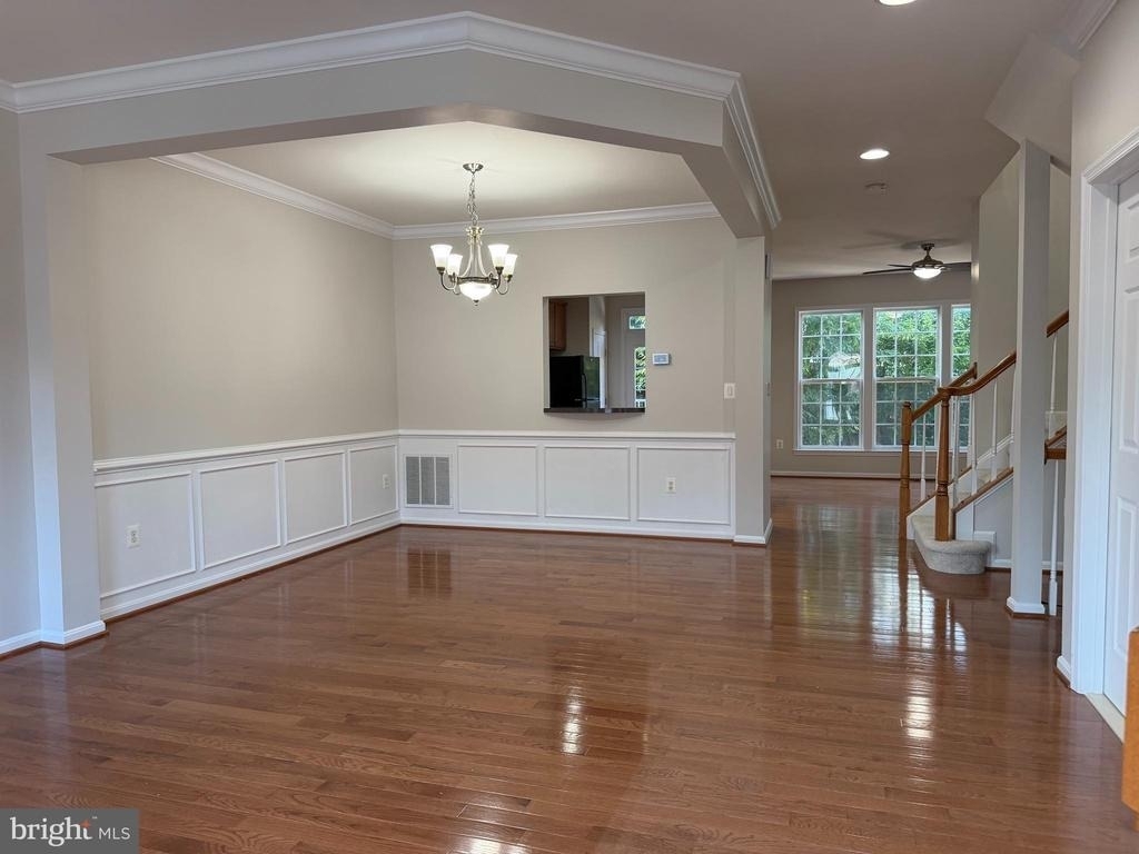 5669 Faircloth Court - Photo 4