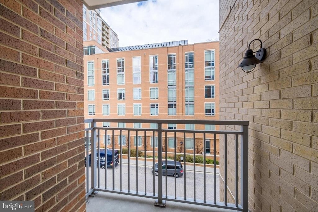 11990 Market Street - Photo 30