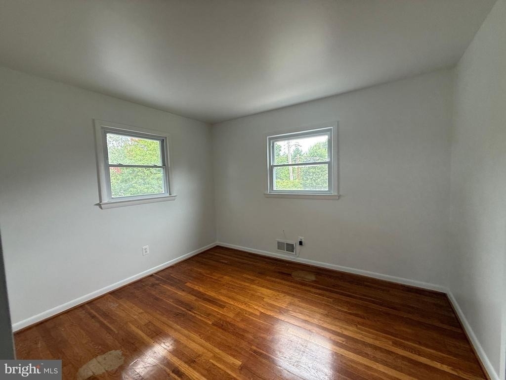 3921 Forest Grove Drive - Photo 14