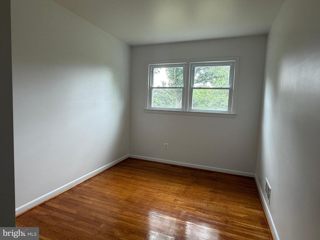 3921 Forest Grove Drive - Photo 6
