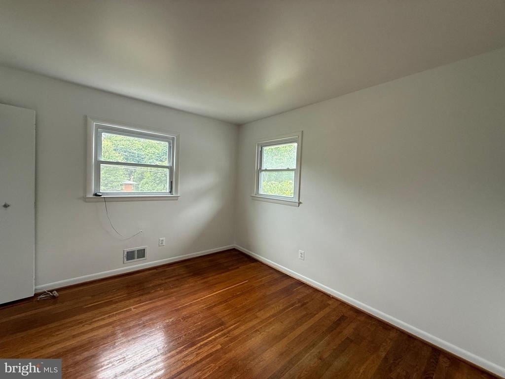 3921 Forest Grove Drive - Photo 15