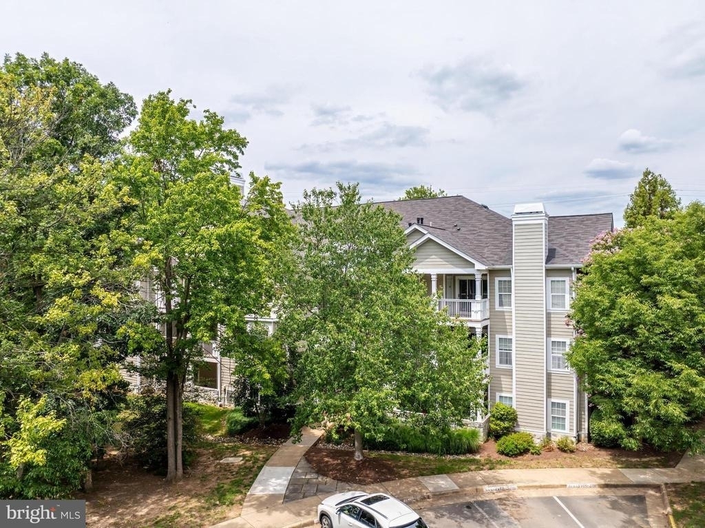 1700 Lake Shore Crest Drive - Photo 43