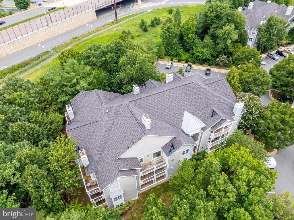 1700 Lake Shore Crest Drive - Photo 44