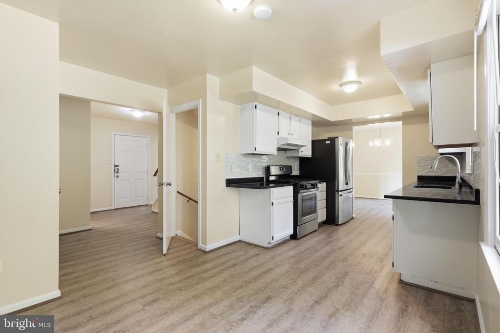 2998 Steven Martin Drive - Photo 7