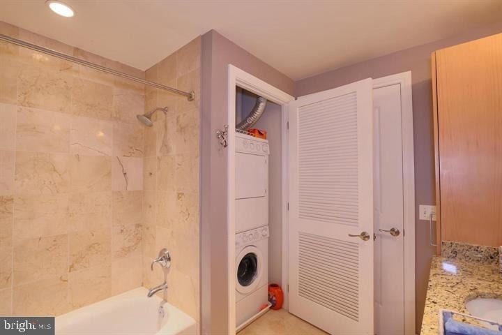 8220 Crestwood Heights Drive - Photo 8
