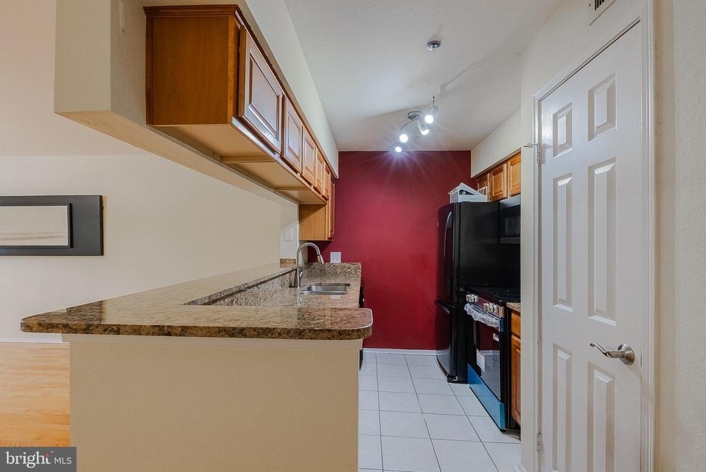 3309 Wyndham Circle - Photo 5