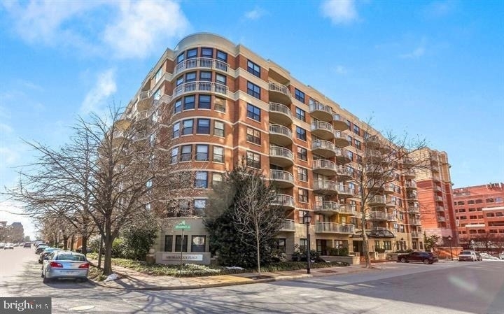 1200 Braddock Place - Photo 1