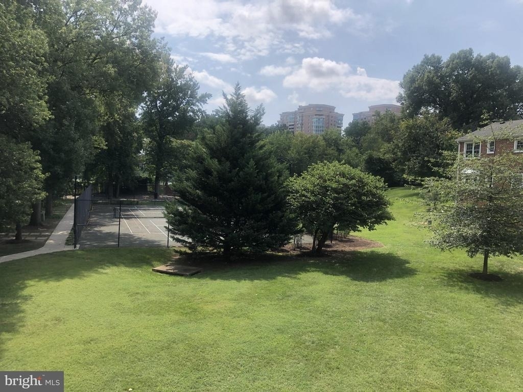2707 S Walter Reed Drive - Photo 21