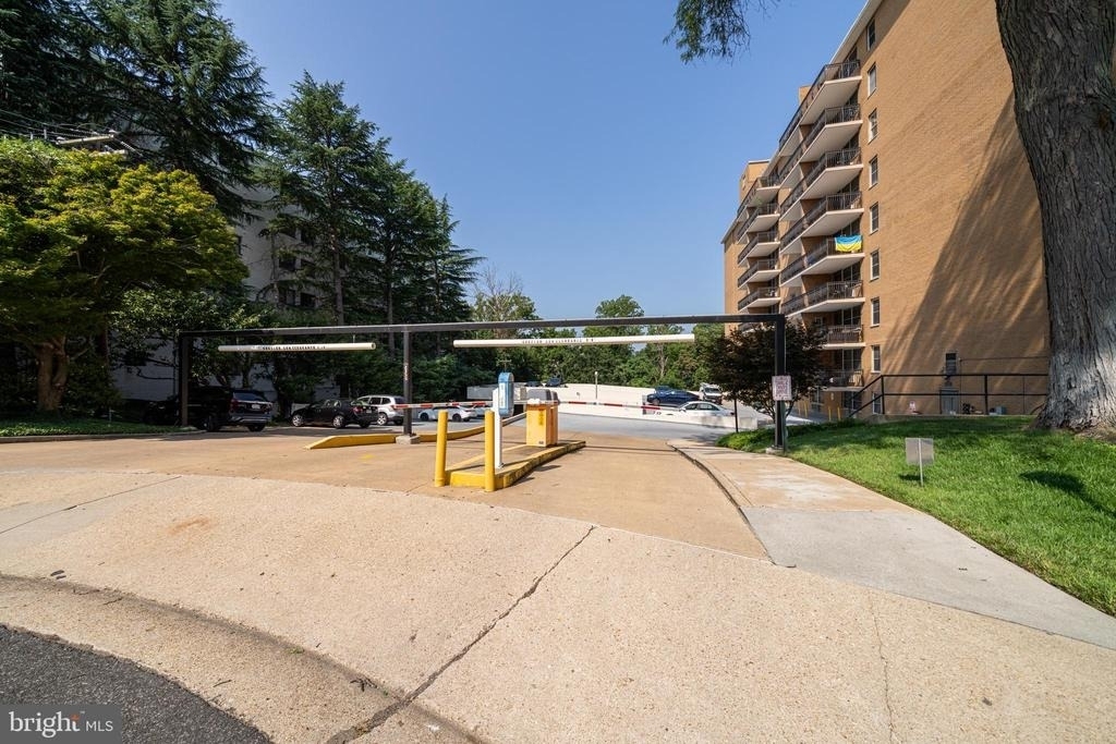 2030 N Adams Street - Photo 29