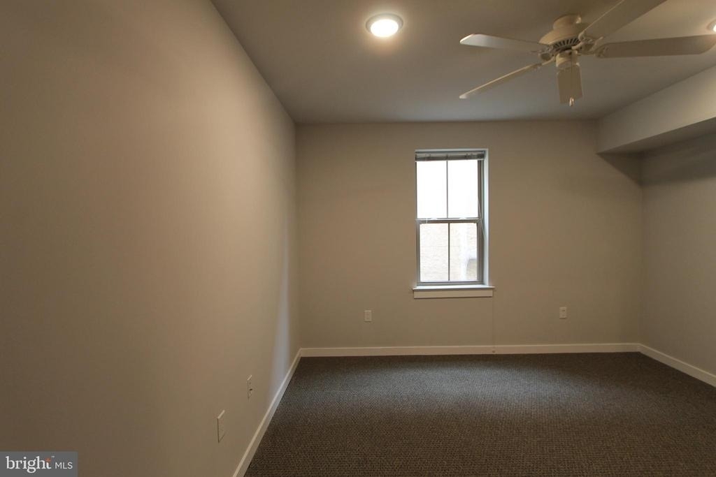 6656 Germantown Avenue - Photo 9