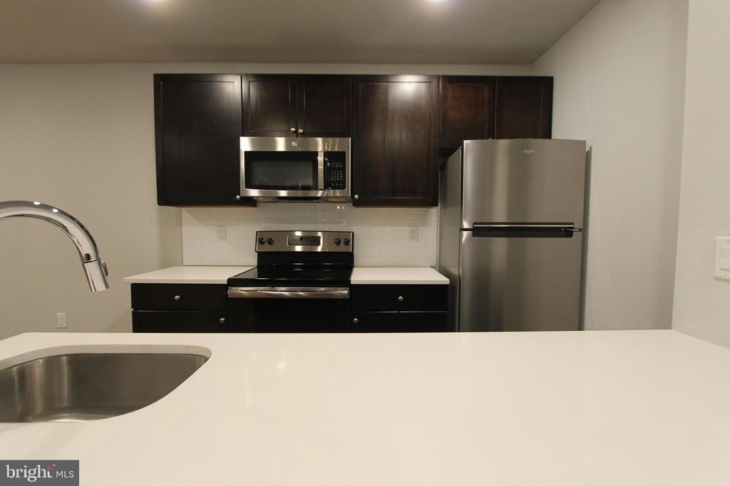 6656 Germantown Avenue - Photo 5
