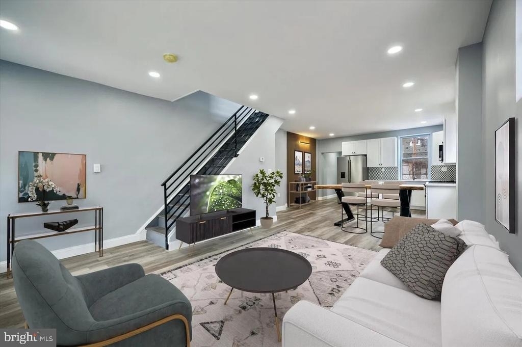 5715 Hunter Street - Photo 3
