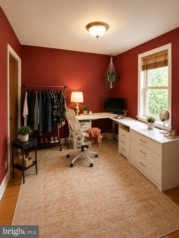 238 E Thompson Street - Photo 7